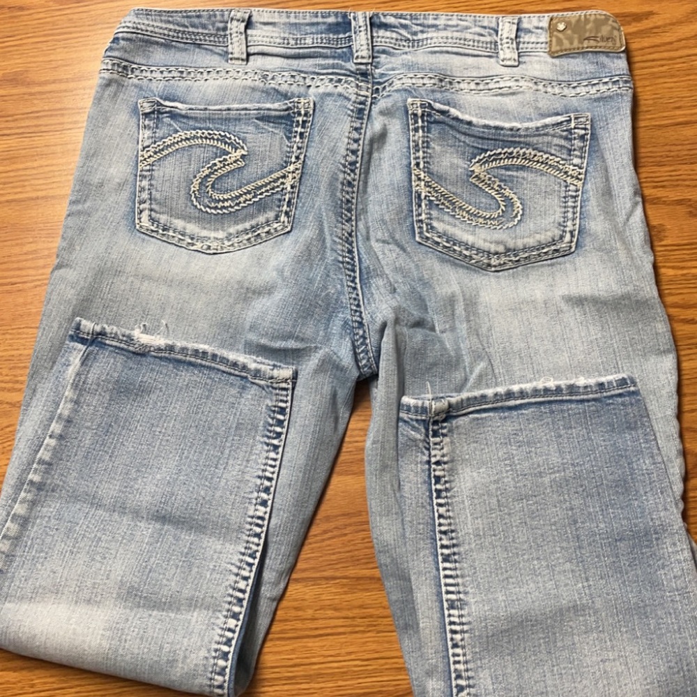 Silver Capri size 14